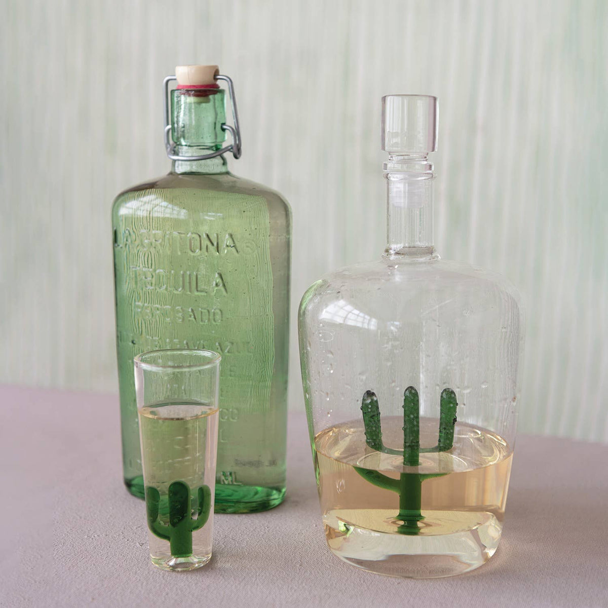 32 oz. Glass Decanter
